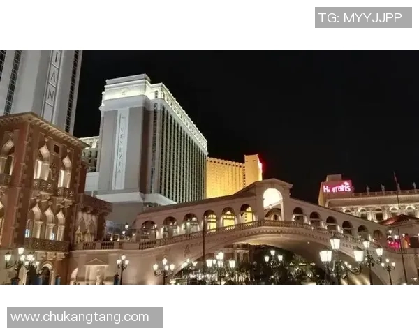 天空与拉斯维加斯的魅力对比与深度分析探讨